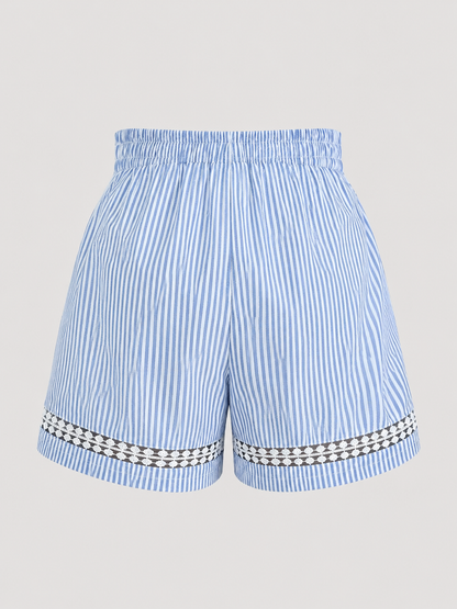 Azura™ | Gestreepte Zomershorts met Kantdetail