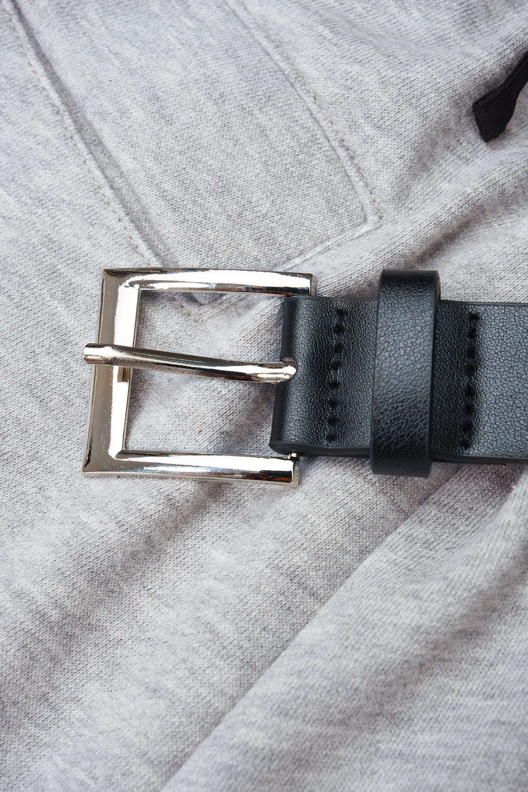 Broek met riem, zakken en ballonmodel