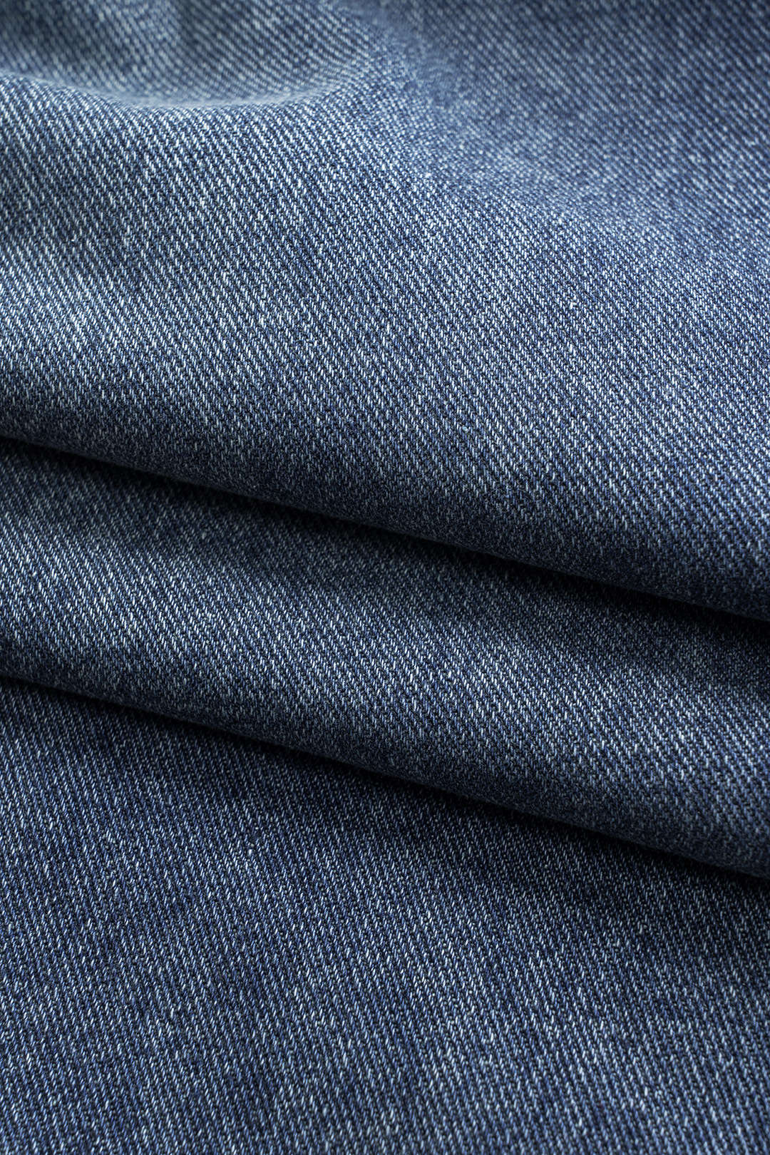 Asymmetrische jeans met hoge taille en rechte pijp