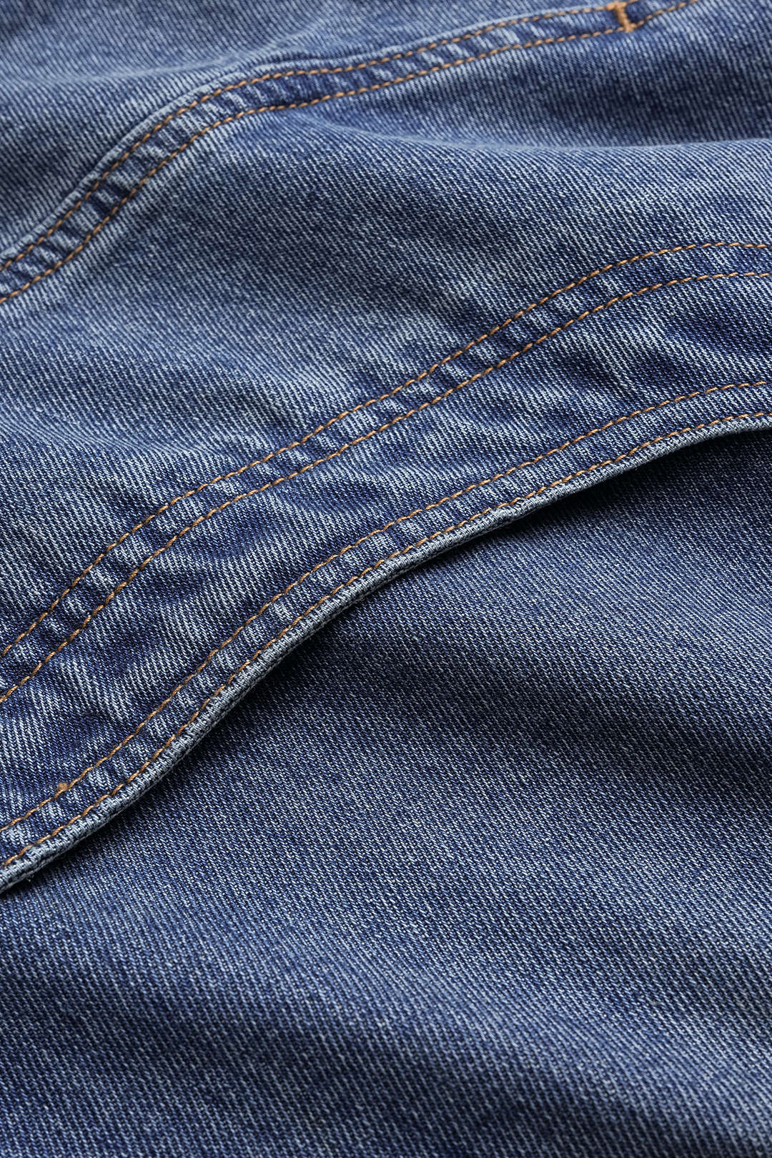 Asymmetrische jeans met rits en zakken