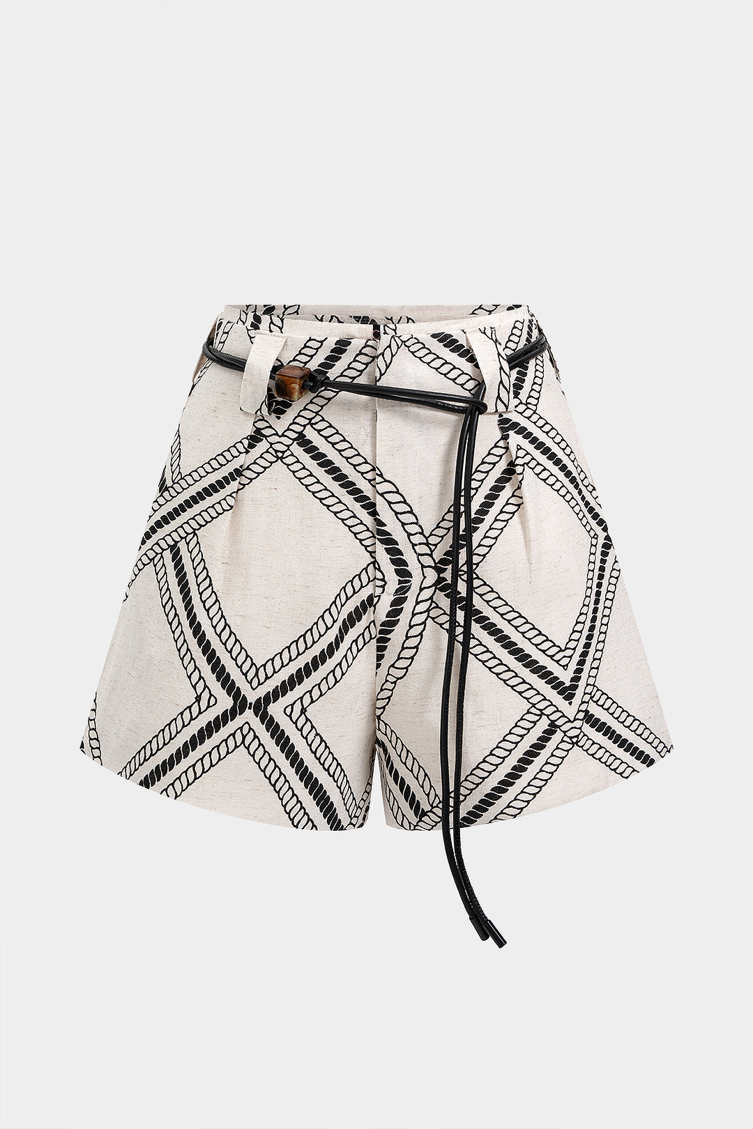 Geometrische short met kettingdetail, riem en wijde pijpen