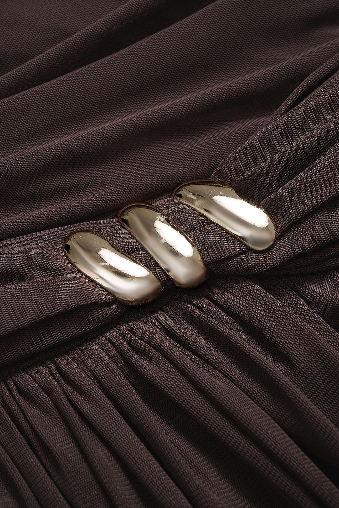 Asymmetrische minijurk met ruches en korte mouwen