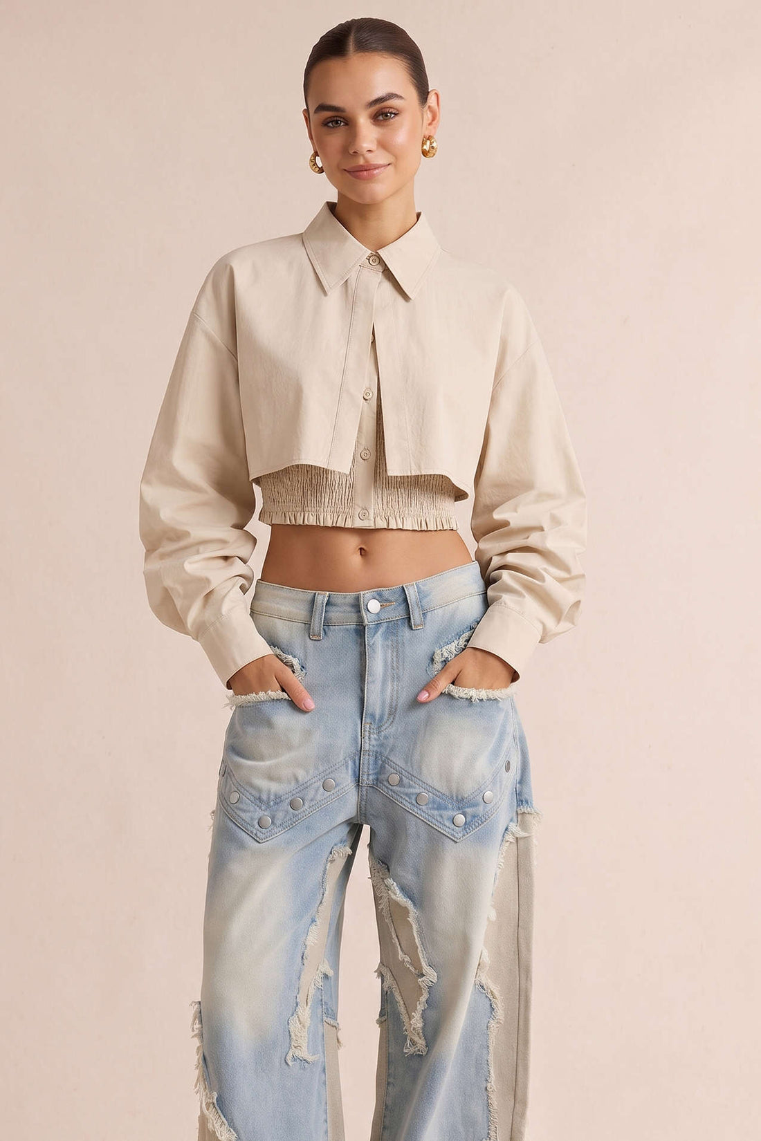 Blouse met knoopjes, smokwerk en revers