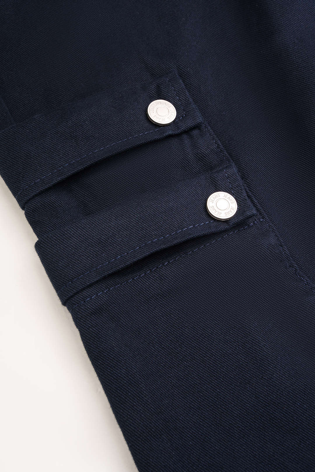 Sara - Jeans met hoge taille, zakken en wijde pijpen