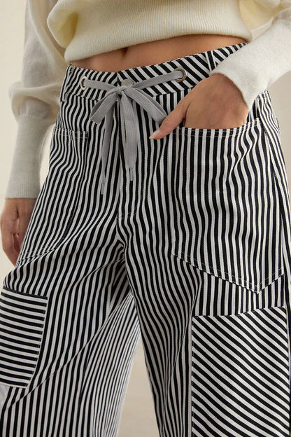 Gestreepte broek met zakken en trekkoord