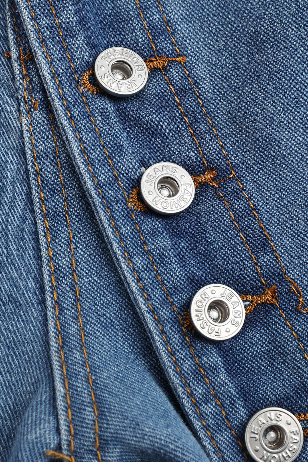 Jeans met knoopjes, hoge taille en rechte pijp