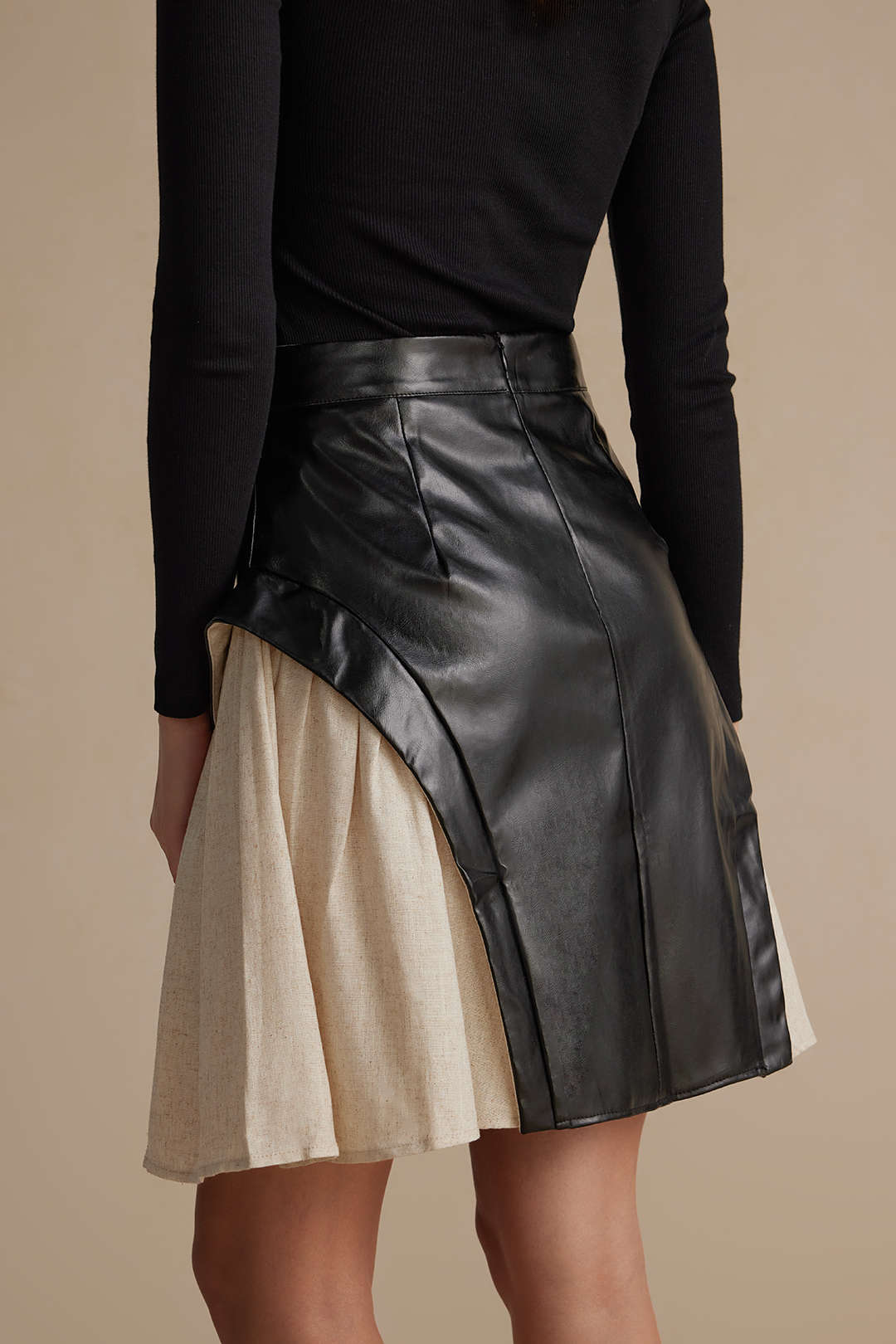 Colorblock leren-look rok met ruches en rits