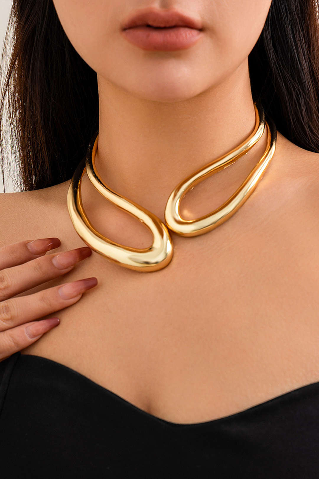 Asymmetrische ketting met uitsnijding