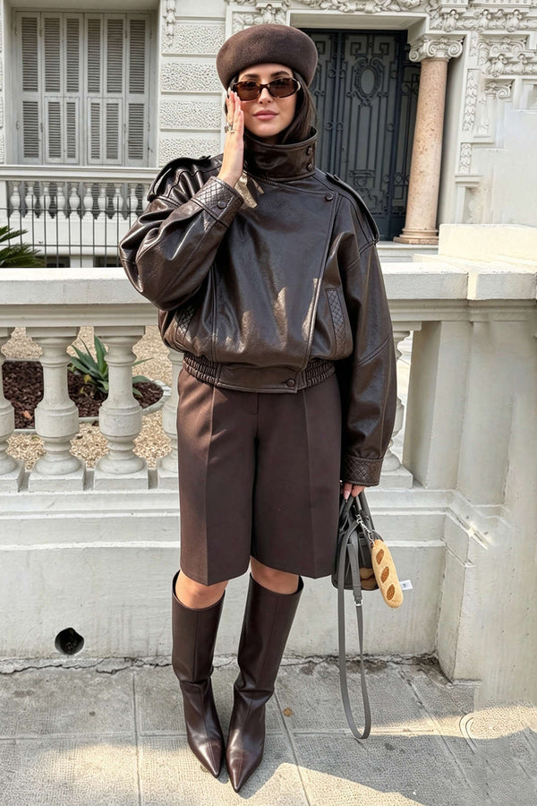 Leren-look asymmetrisch jasje met smokwerk en ruches