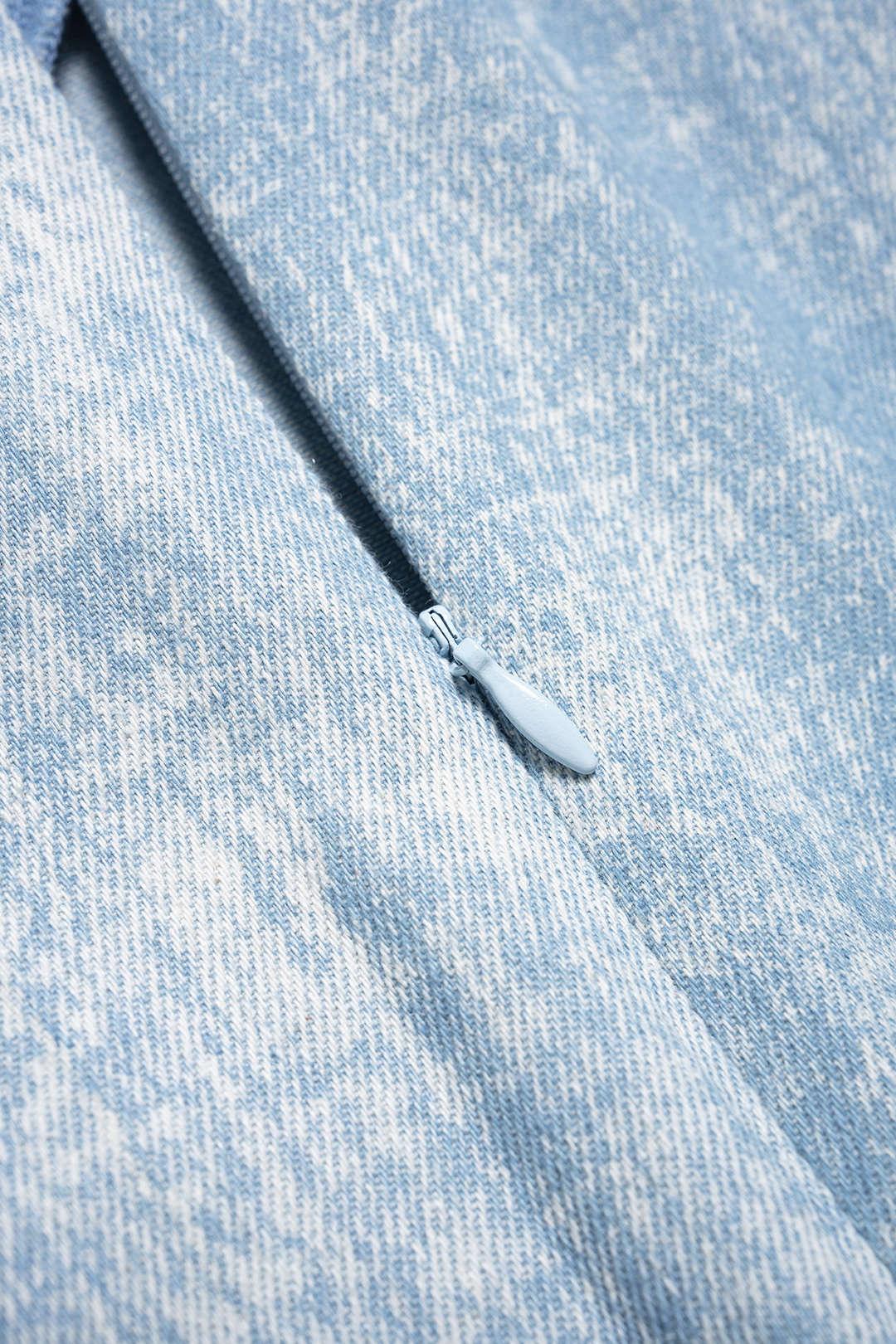 Denim patchwork minijurk met kanten rand en rits