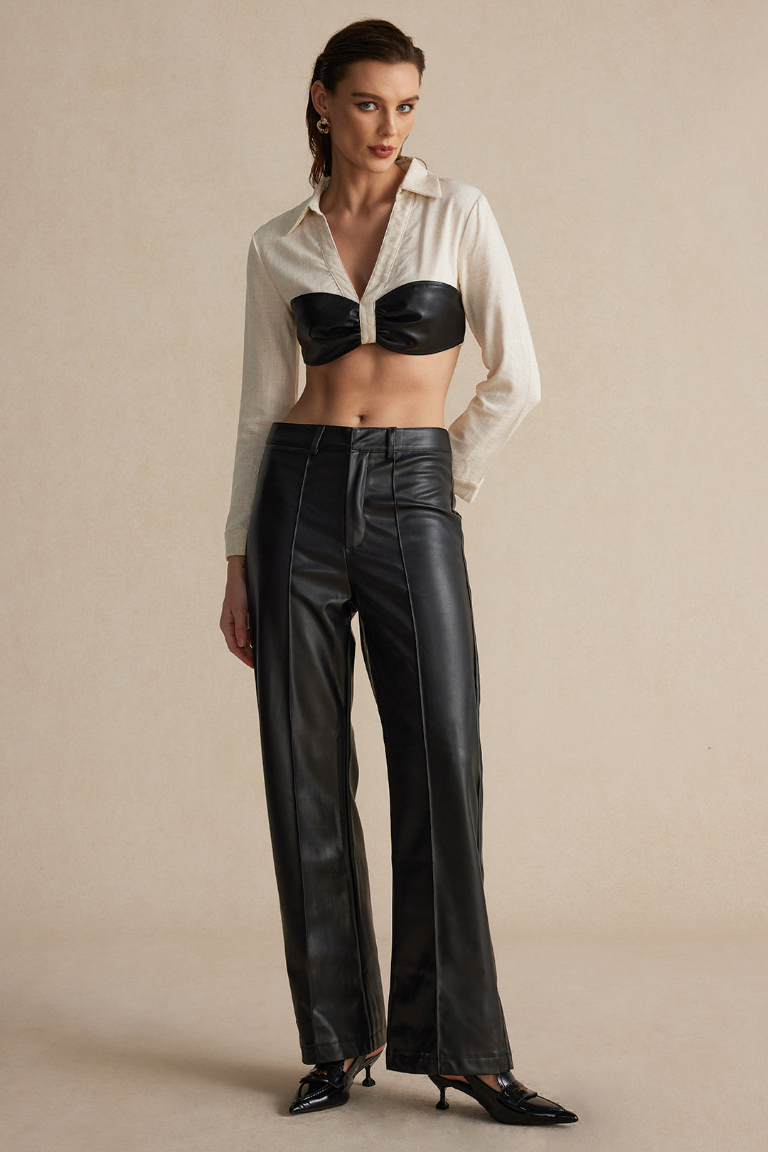 Colorblock leren-look blouse met ruches en lange mouwen