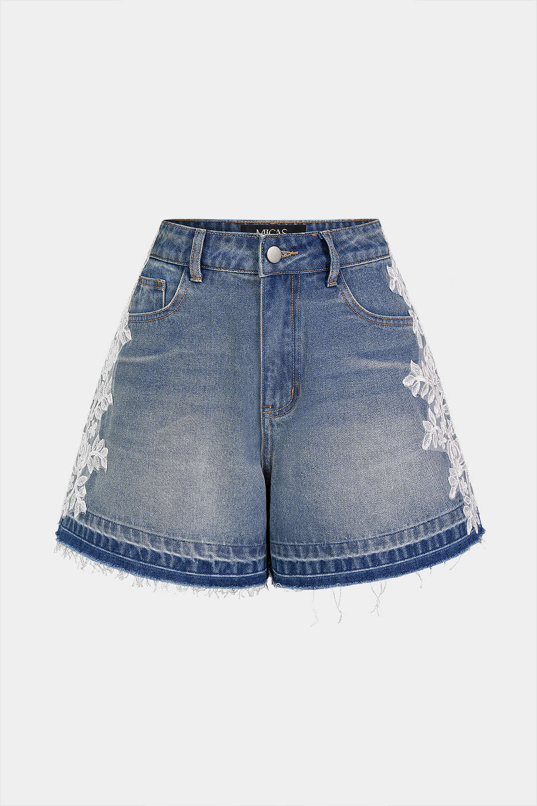 Denim short met kanten rand en borduursel