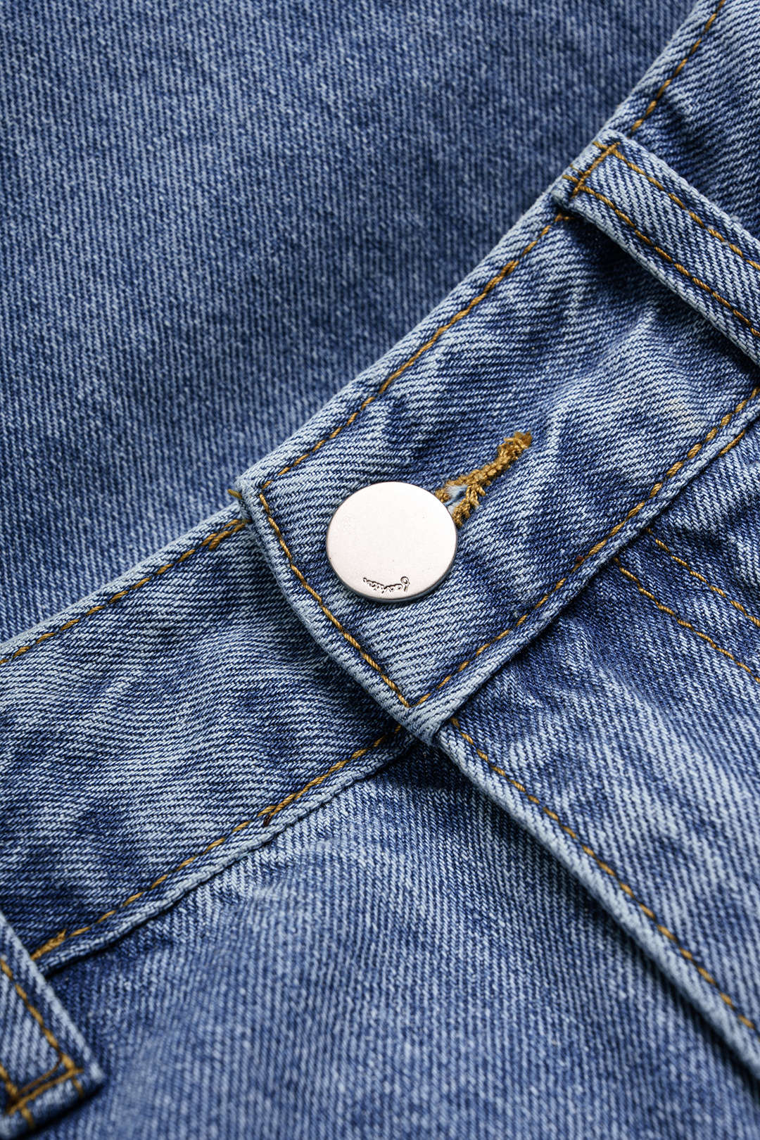 Denim item met zakken en wijde pijpen