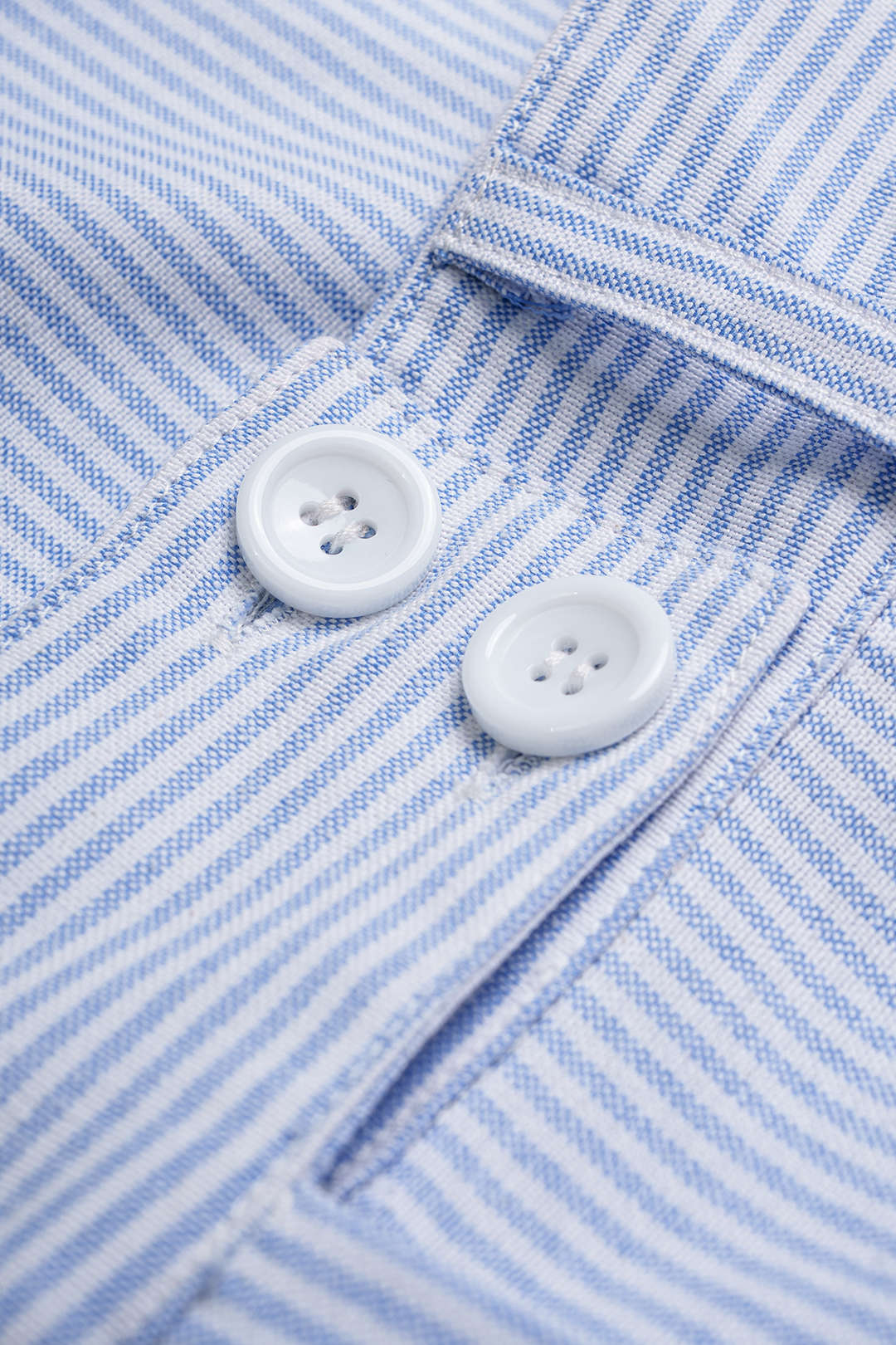 Gestreepte short met hoge taille en knoopjes