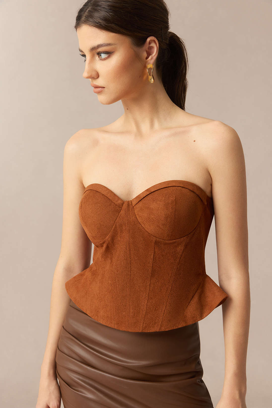 Suède strapless top