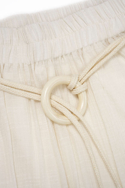 Broek met riem, plooien, hoge taille en wijde pijpen