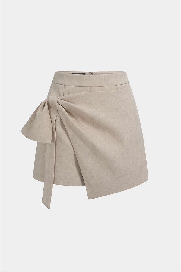 Asymmetrische short met ruches en hoge taille