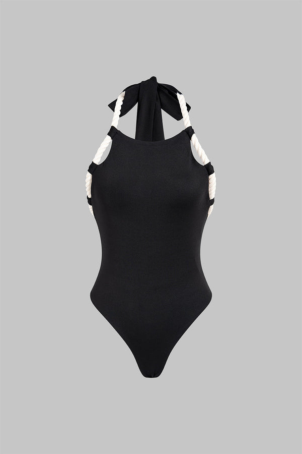 Mouwloze body met halternek, gedraaid detail en knoopdetail