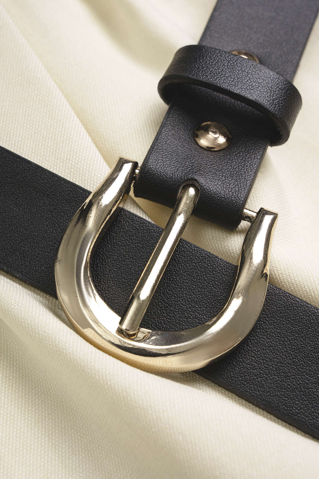 Asymmetrische mouwloze playsuit met riem