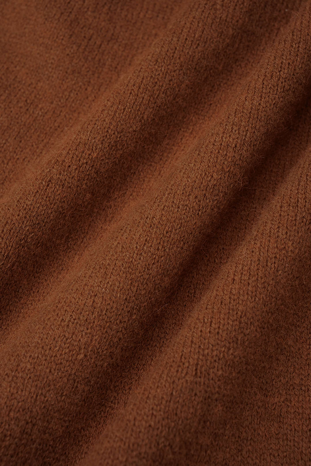 Gebreide metallic maxirok met knoopjes en zeemeerminmodel