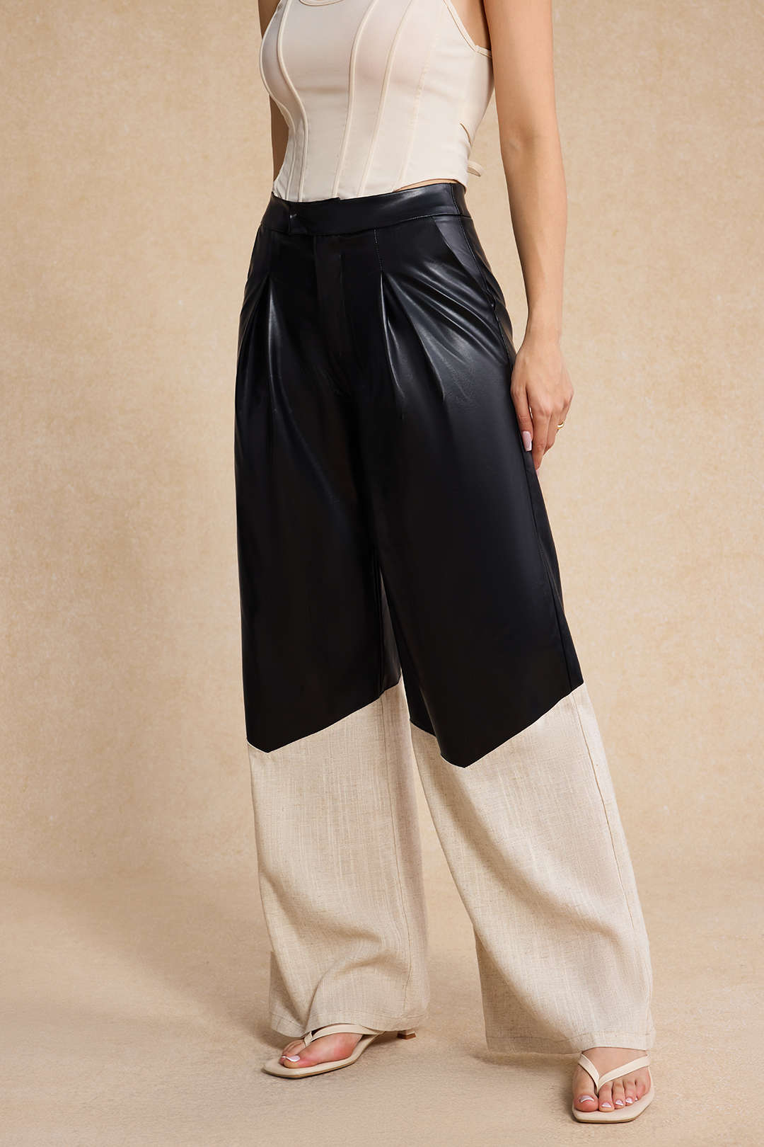 Leren-look linnen pantalon met hoge taille