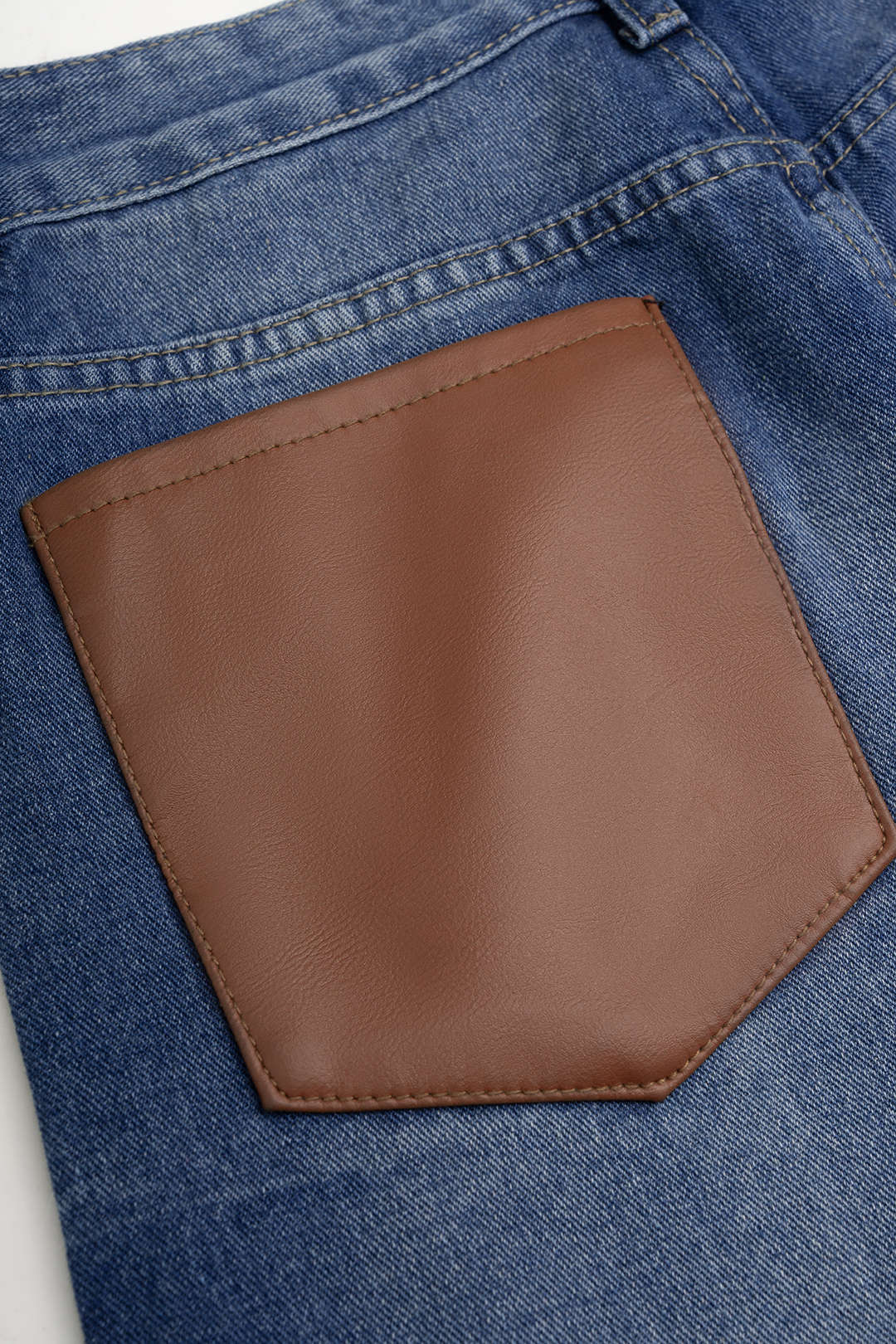 Patchwork jeans met zakken en rechte pijp