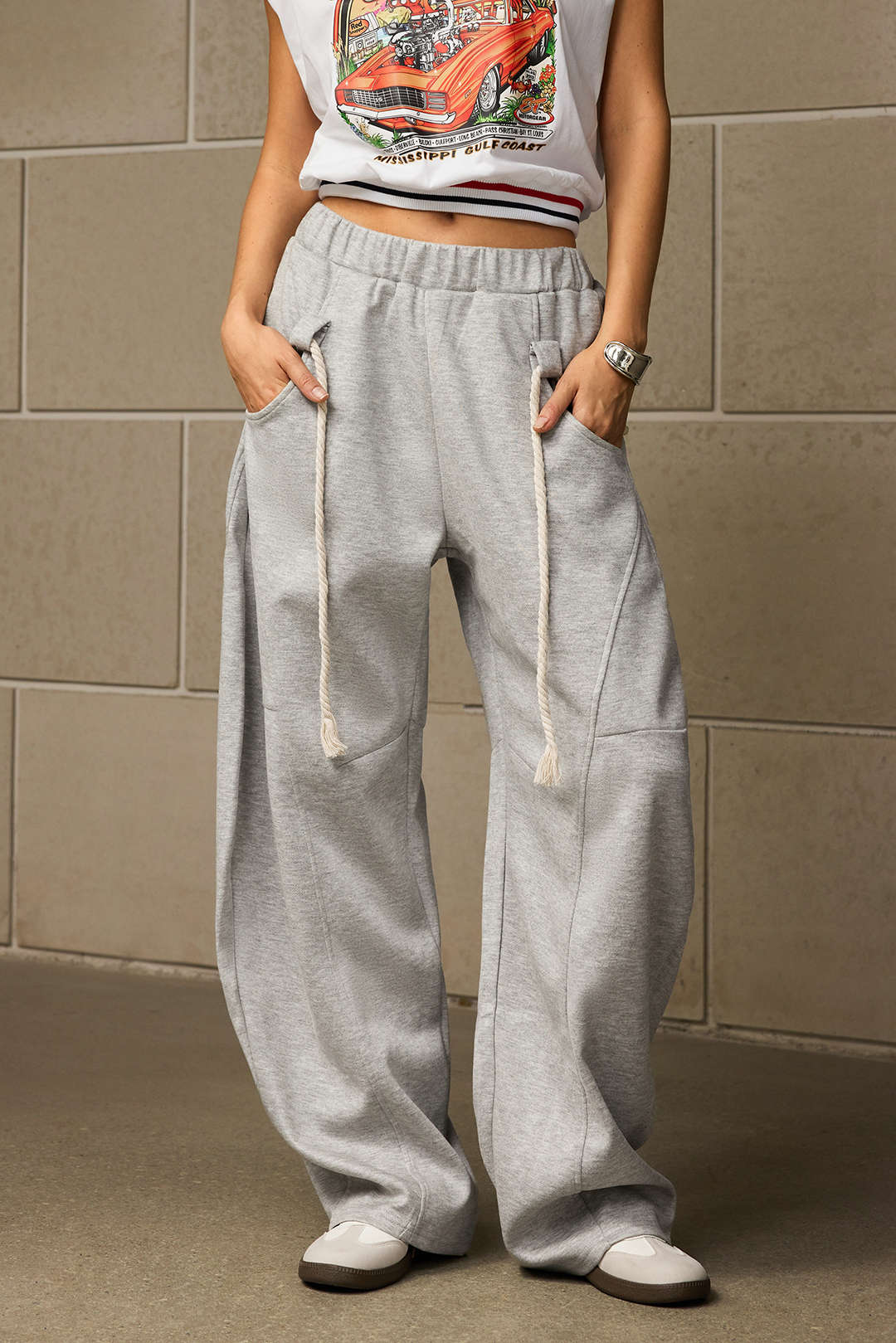 Pantalon met trekkoord en wijde pijpen