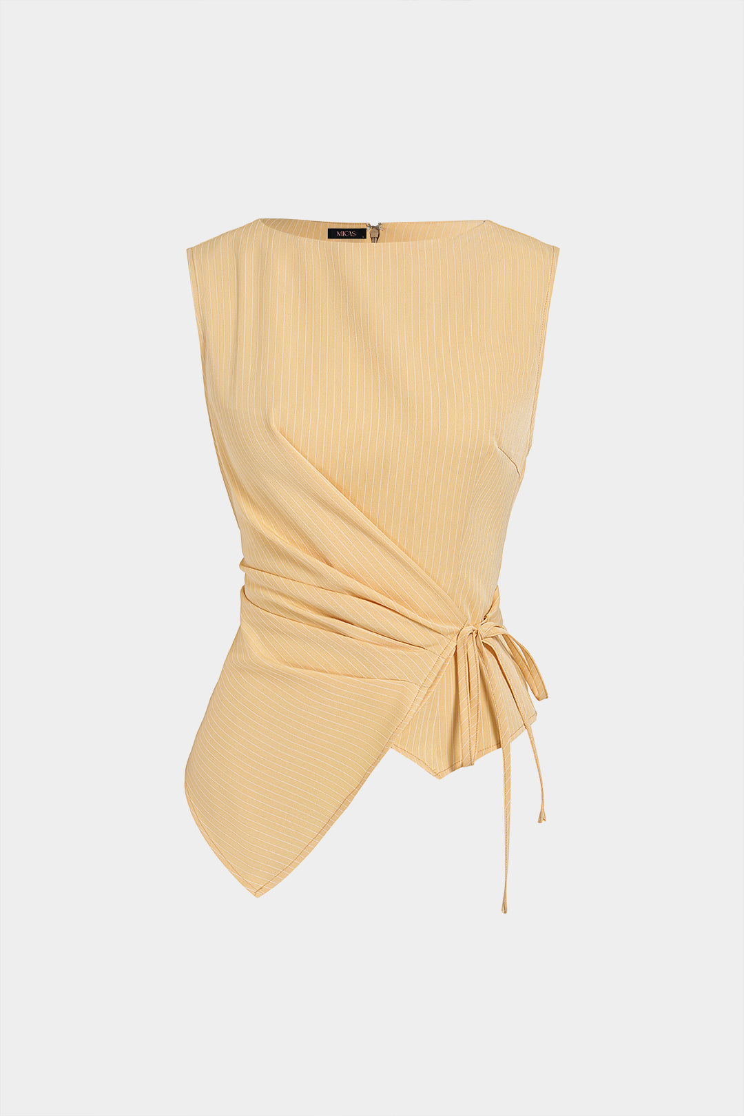Asymmetrische tanktop met ruches en strik