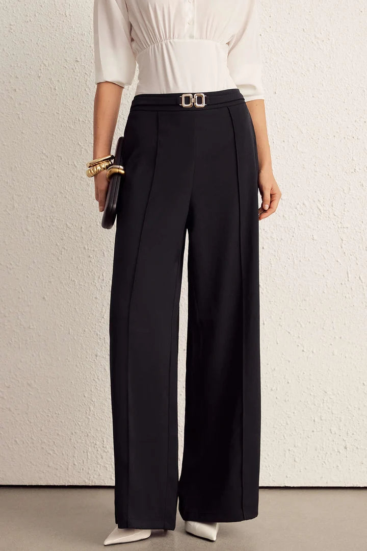 Effen broek met riem en wijde pijpen
