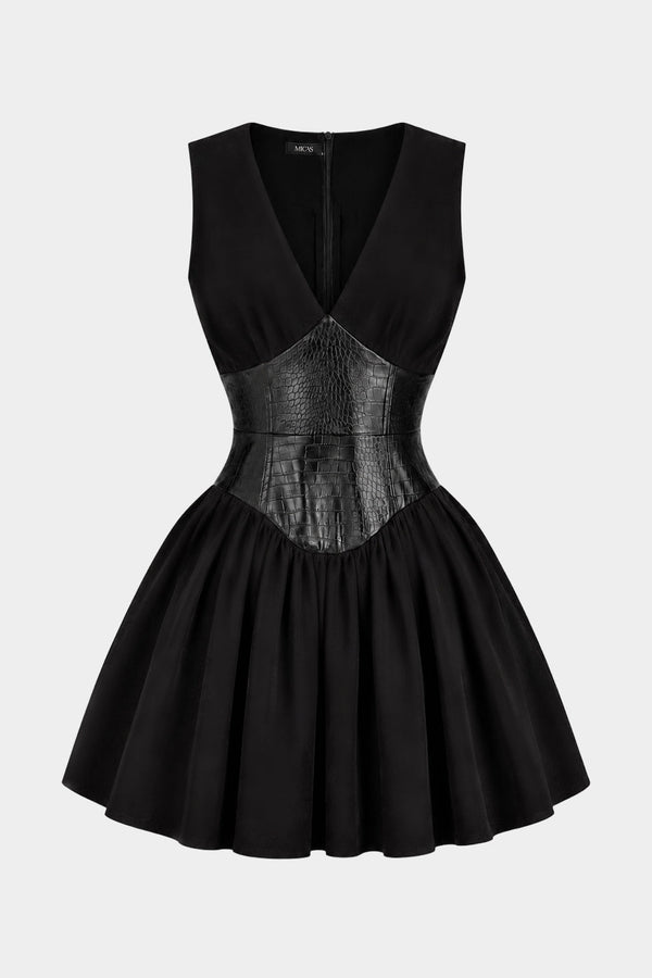 Elise - Leren-look patchwork minijurk met V-hals en ruches