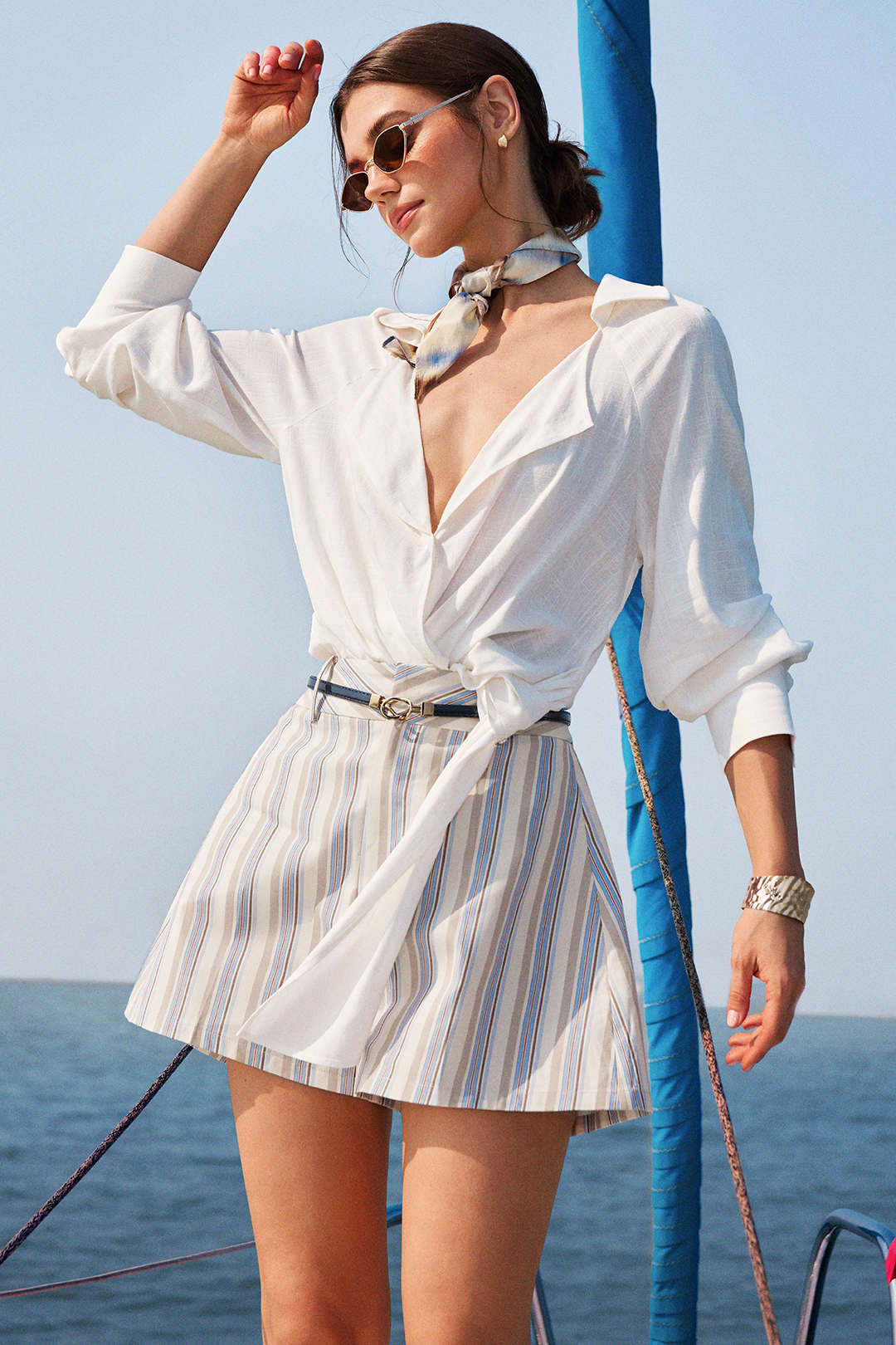 Blouse met revers, knoopdetail en lange mouwen
