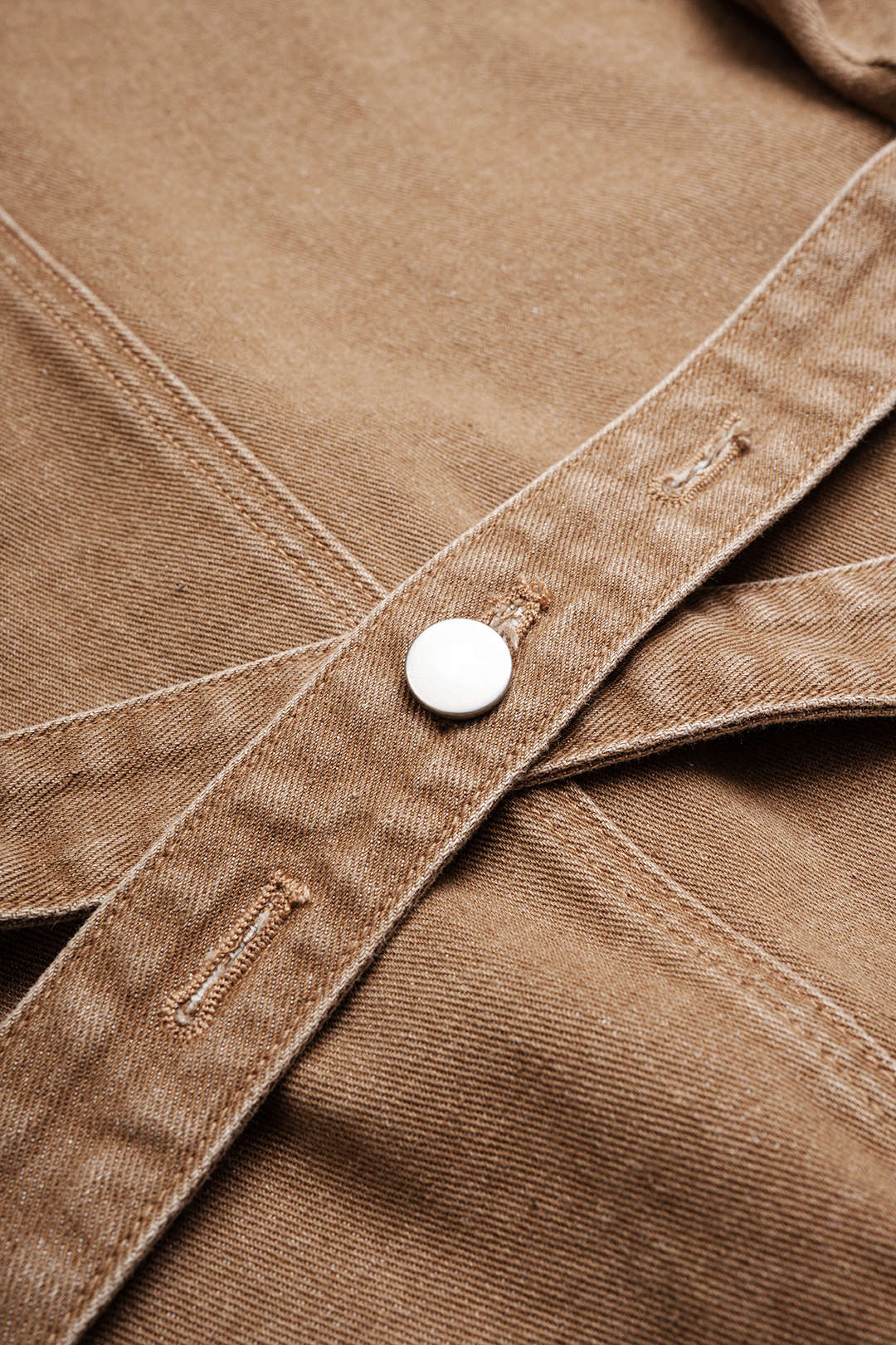 Denim metallic jasje met knoopjes en zakken