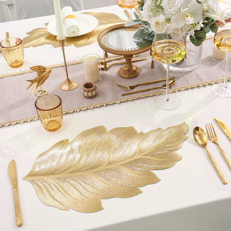 🎉Nieuwjaarscadeau 50% korting! 🌟Goudkleurige 3D-blad-placemat – Luxe tafeldecoratie, hittebestendig en waterdicht: perfect voor feestjes en dagelijks gebruik!